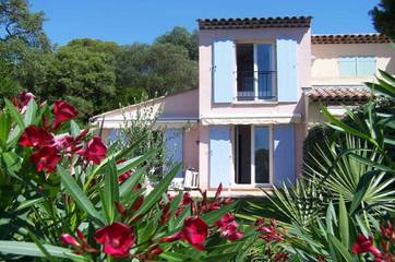 Villa for 4 people, with terrace and pool in Provence