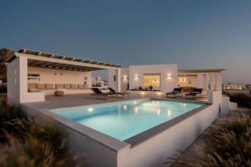 Villa for 8 Guests in Cyclades, Picture 1