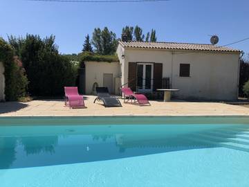 Villa for 4 people, with yard, with pets in Provence