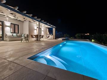 Villa for 2 people, with balcony in Naxos