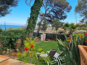 Villa for 4 people, with yard in Provence