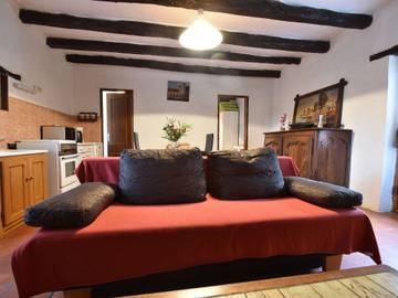 Vacation Rental for 2 Guests in Périgord Noir, Nouvelle-Aquitaine, Picture 4