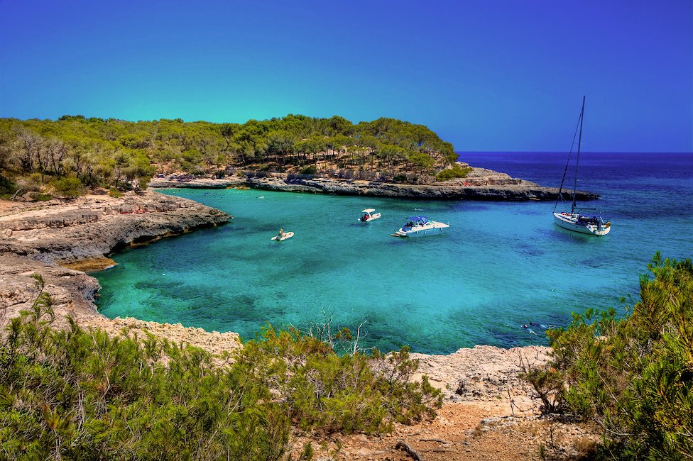 Majorca - Holiday Homes & Rentals