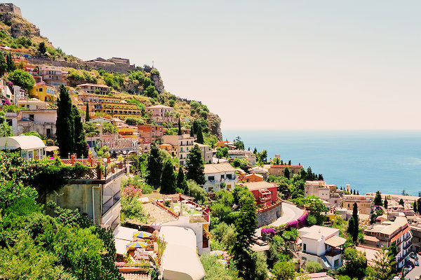 Taormina - Vacation Rentals & Apartments