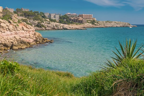 Salou - Holiday Homes & Rentals