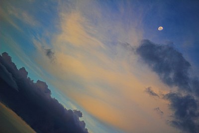 Reversed Sunset To Moon