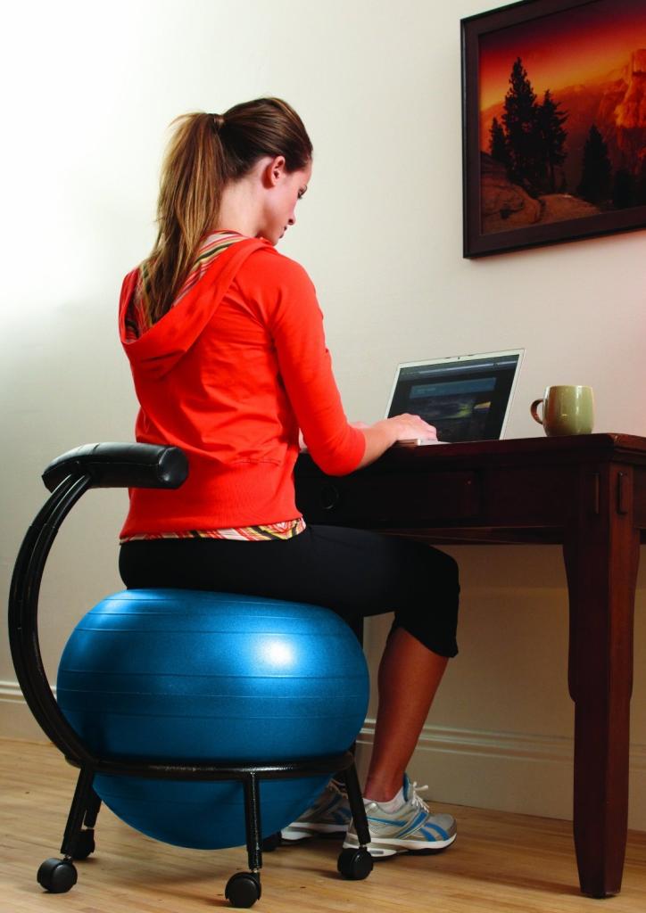 Amazon.com : Gaiam Custom Fit Adjustable Balance Ball Chair ...