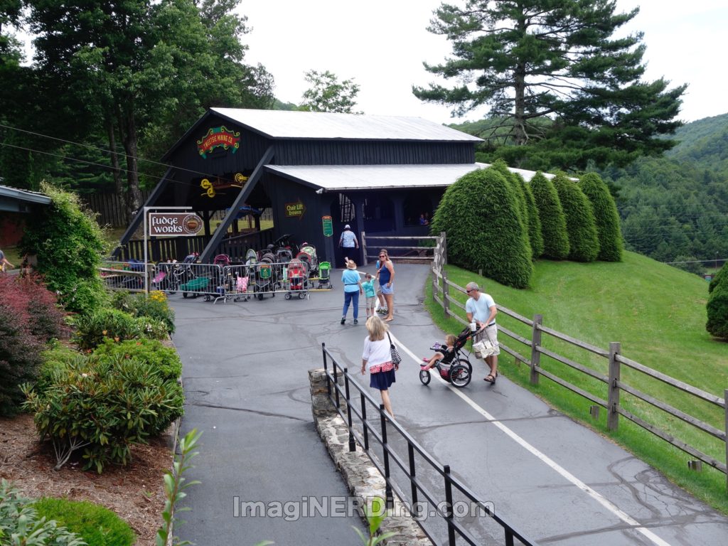 08-tweetsie-railroad-chair-lift-building