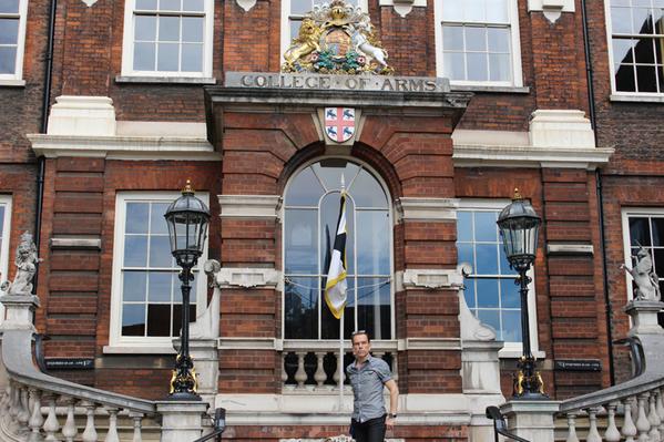 London Collage Of Arms James Bond Guinnar Schäfer from James Bond 007 Museum Nybro Sweden