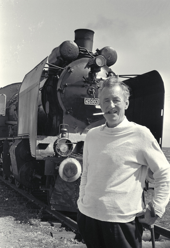 Ian Fleming 