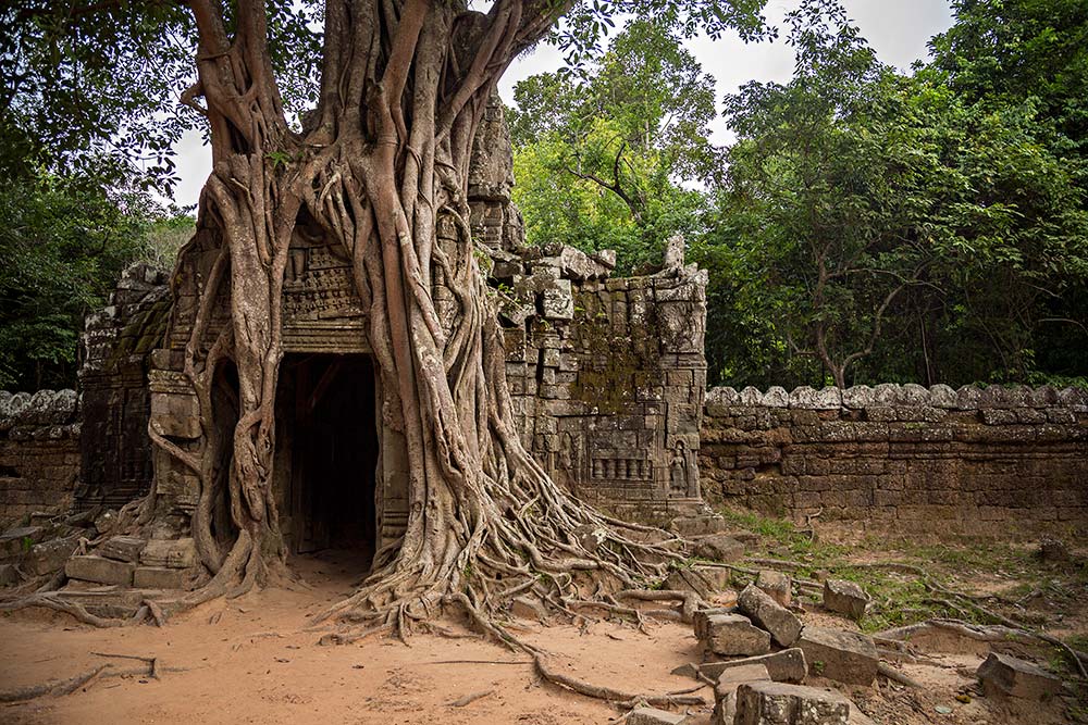 ta-som-temple-angkor-wat-cambodia-featured