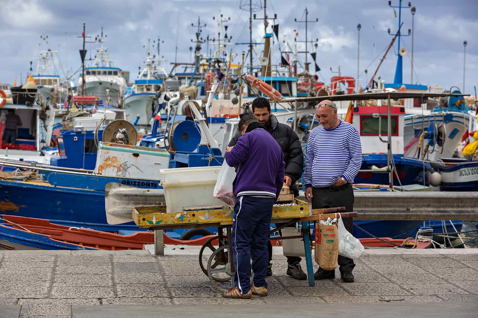 At the fish market in the harbour of Trapani, Sicily. © Ulli Maier & Nisa Maier