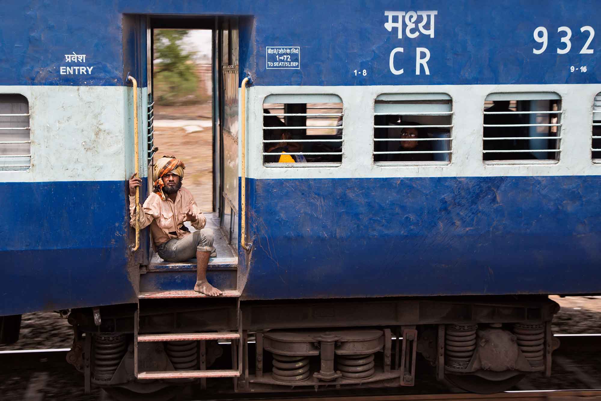 lonavala-train-station-railway-india