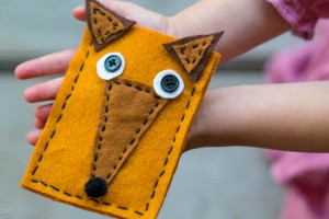 Fall Fun: Woodland Animal Gift Card Holder from make-it-your-own.com (Art. crafts and activities for kids)