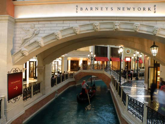 Grand Canal Shoppes arch