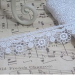 White Floral Venise Lace - 1yd