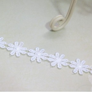 White Daisy Venise Lace #02 - 1yd