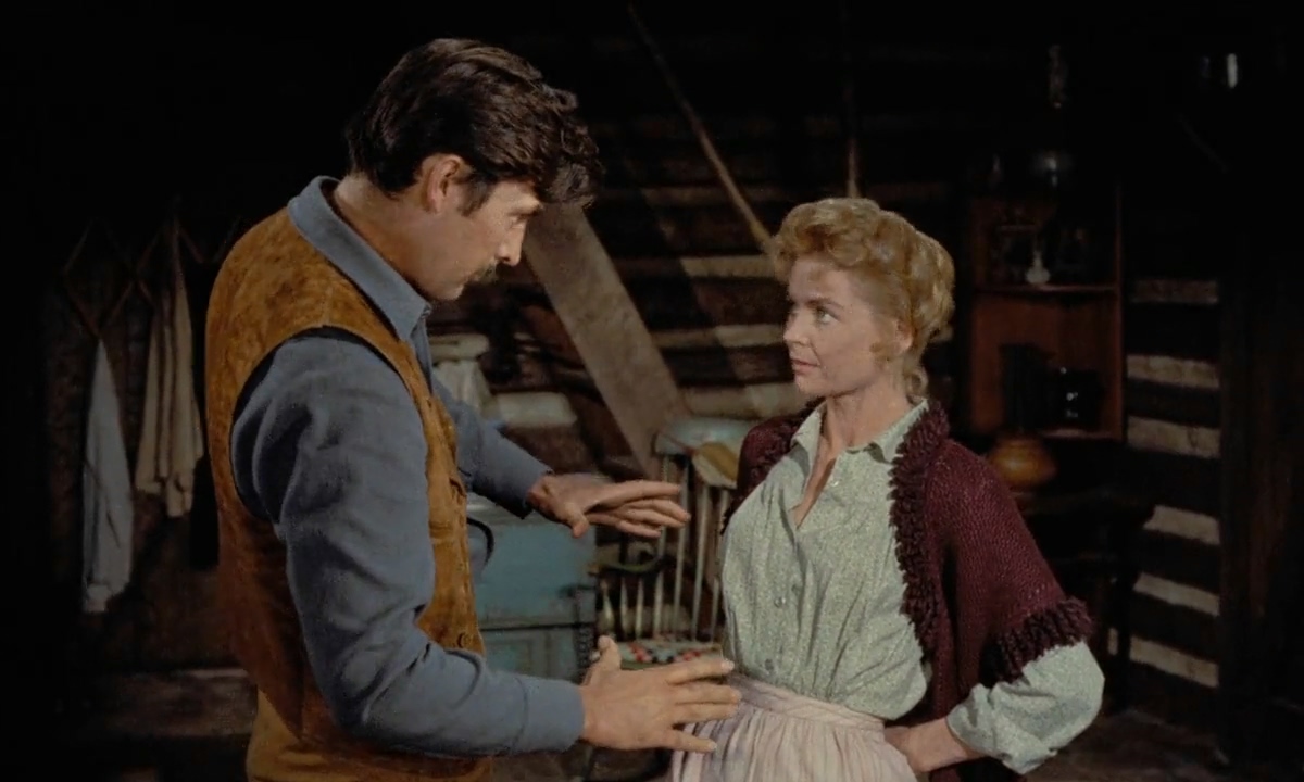 Dorothy McGuire and Fess Parker in Old Yeller (1957)