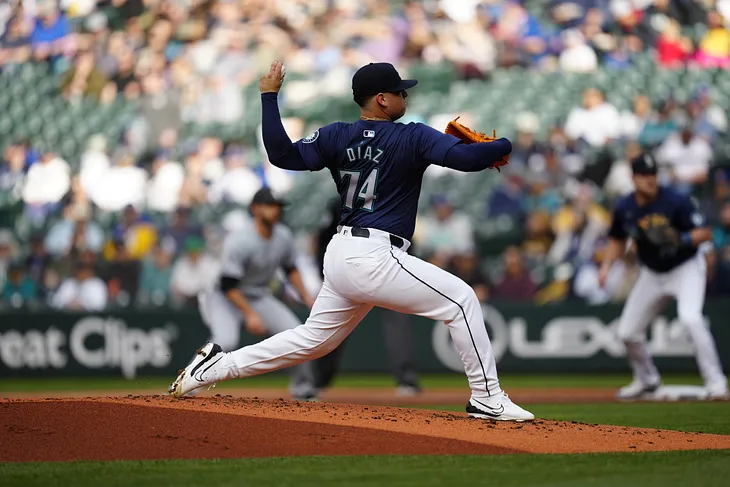 Mariners Recall LHP Jhonathan Díaz; INF Justin Turner Reports To Club
