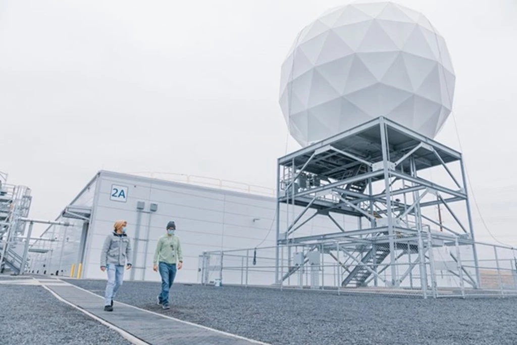 An Azure Orbital Ground Station.