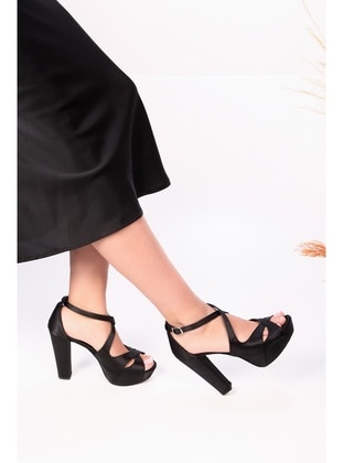 Platform - Black - Heels - Shoeberry