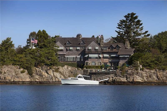 Campbells Soup Heiress’ $15.8M Rhode Island Estate is Mmm Mmm Good (PHOTOS) photo