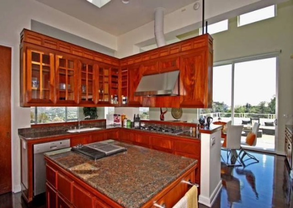 NBA All Star Danny Granger Asks 25K A Month To Rent LA Crib (PHOTOS) photo