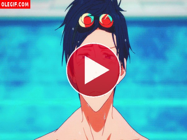 GIF: Rei Ryugazaki estornudando en la piscina (Free!)