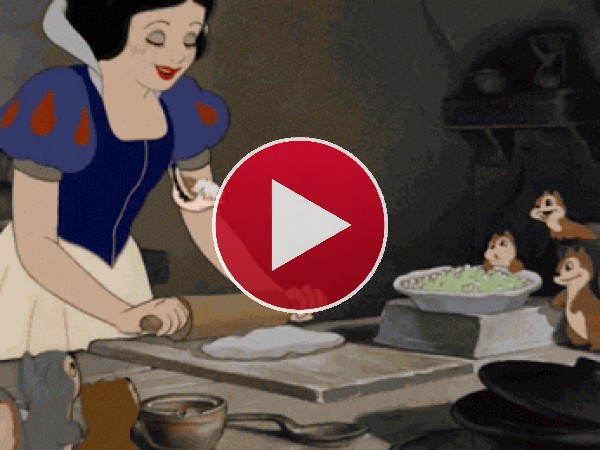 GIF: Blancanieves haciendo pan de semillas