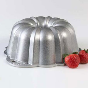 half size bundt cake pan