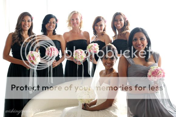 bouquets, bridal bouquets, bridesmaids bouquets, monochromatic, pastels, black and white