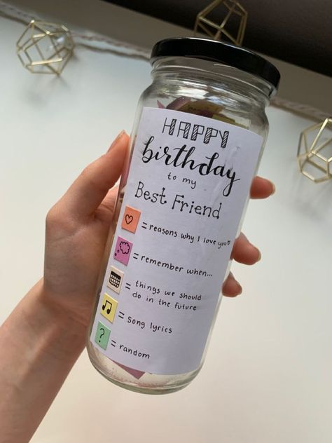 Gifts For Best Friends Jar, Jar Gifts For Best Friend Birthday, Jar Bday Gifts, Jar Letters Ideas, Cute Things To Make Your Bestfriend For Her Birthday, Cute Birthday Gifts Boyfriend, Gift Jar Ideas For Best Friend, Jar Birthday Gifts For Best Friend, Crafty Gift Ideas For Best Friend