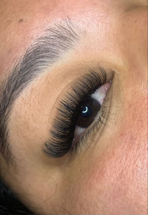 Eyelash Extensions Short Volume, 10d Lash Extensions, Latina Eyelash Extensions, Highbrid Eyelash Extensions, Fluffy Hybrid Lashes, Full Hybrid Lashes, Wispy Russian Lashes, Full Hybrid Lash Extensions, Hybrid Lash Extensions Cat Eye