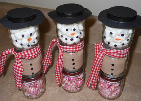 Hip2Save This Holiday: Baby Food Jar Snowmen Natal, Baby Jar Crafts, Baby Food Jars Diy, Baby Food Jar, Baby Jars, Baby Food Jar Crafts, Food Jars, Baby Food Jars, Chocolate Caliente