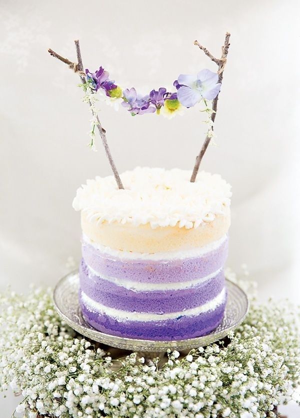 Lavender Wedding Cake #lavenderweddings #weddingcakes