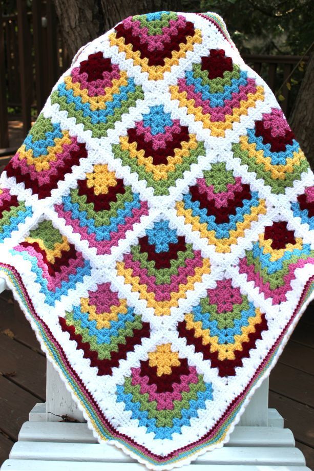 Mitered Granny Square Baby Blanket [to-do]