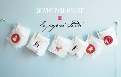 Simple and adorable DIY advent garland with free printable stickers