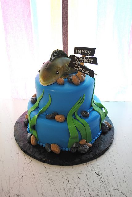 fish themed tiered cake by redpanda19, via flickr