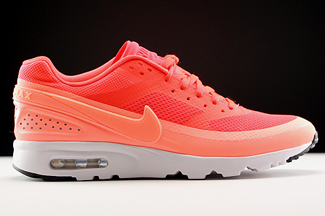 Nike WMNS Air Max BW Ultra Bright Crimson Atomic Pink White