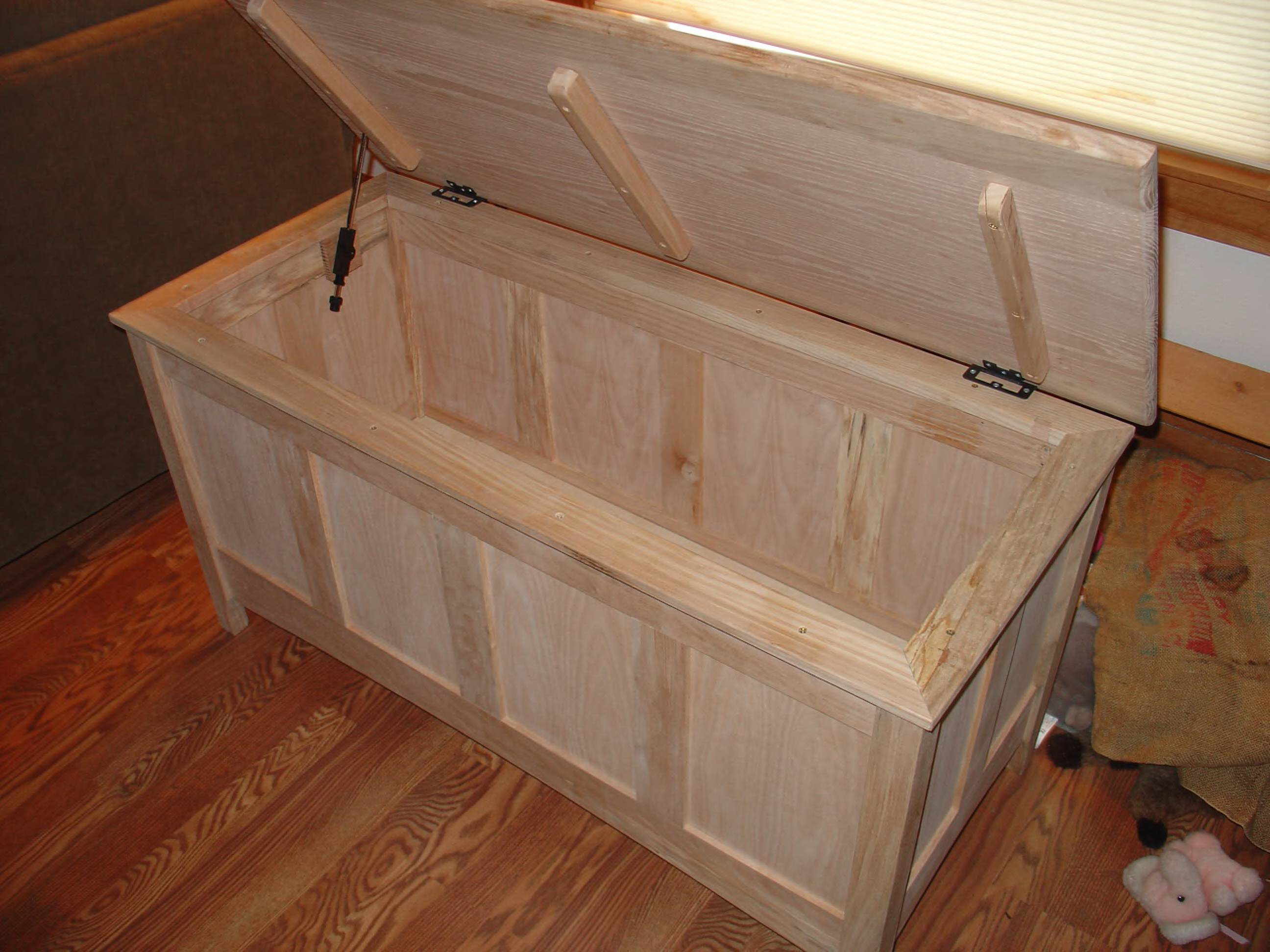 Storage chest made from beautiful maple lumber