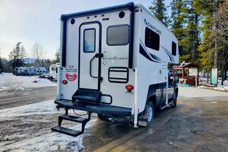 2020 Adventurer 86fb truckCamper