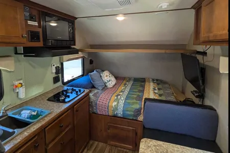 Lil Bea: light enough for an SUV! ABQ delivery available! Sunset Park Sun-Lite Travel Trailer