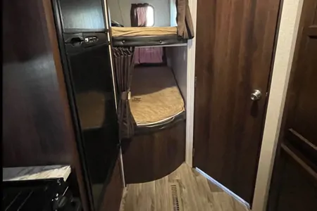 S and D's Jayco Jay Flight SLX 242 BHSW Travel Trailer