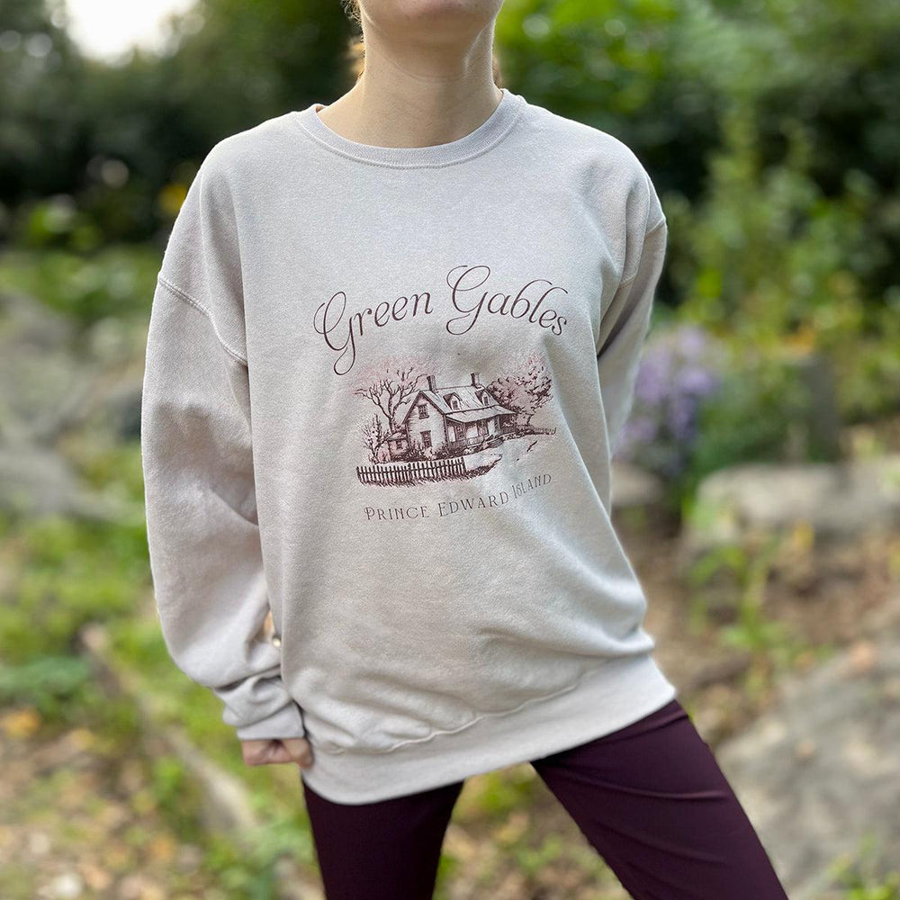 Vintage Green Gables Illustration Sweatshirt