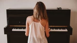 piano warm-up exercises beginners