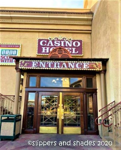 the entrance to the casino