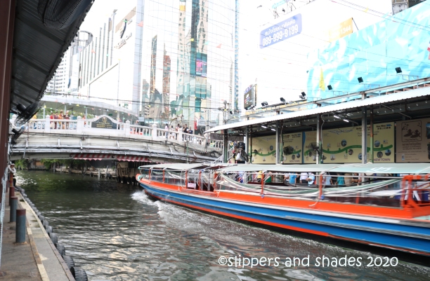 we are having a happy boat ride in getting to Pratunam