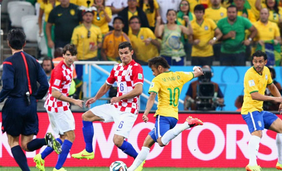 brazil 3-1 croatia piala dunia 2014