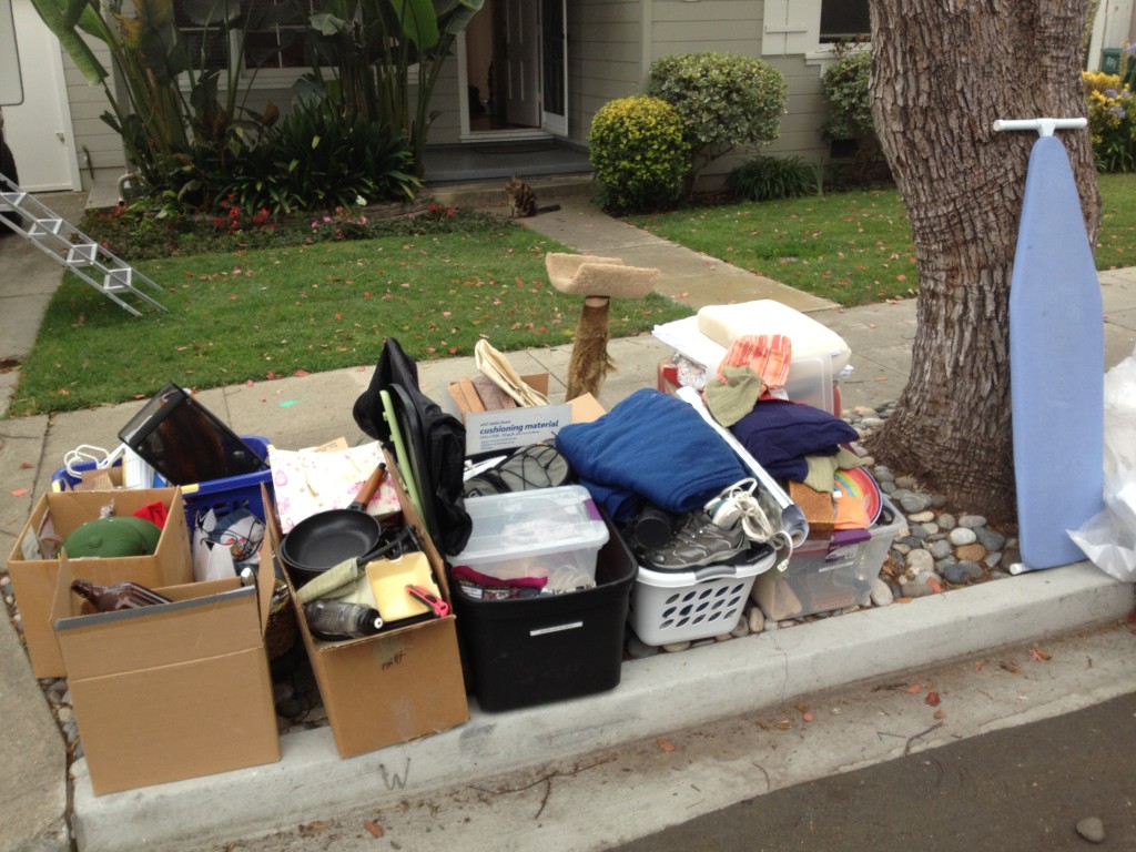 All the stuff that we were left over with our last day we gave away for free on Craig's list, it was all gone in hours, happy it made it into people's homes instead of landfills. This is all the stuff you usually pack in those last 5 boxes when you move that get put into the garage rafters. 