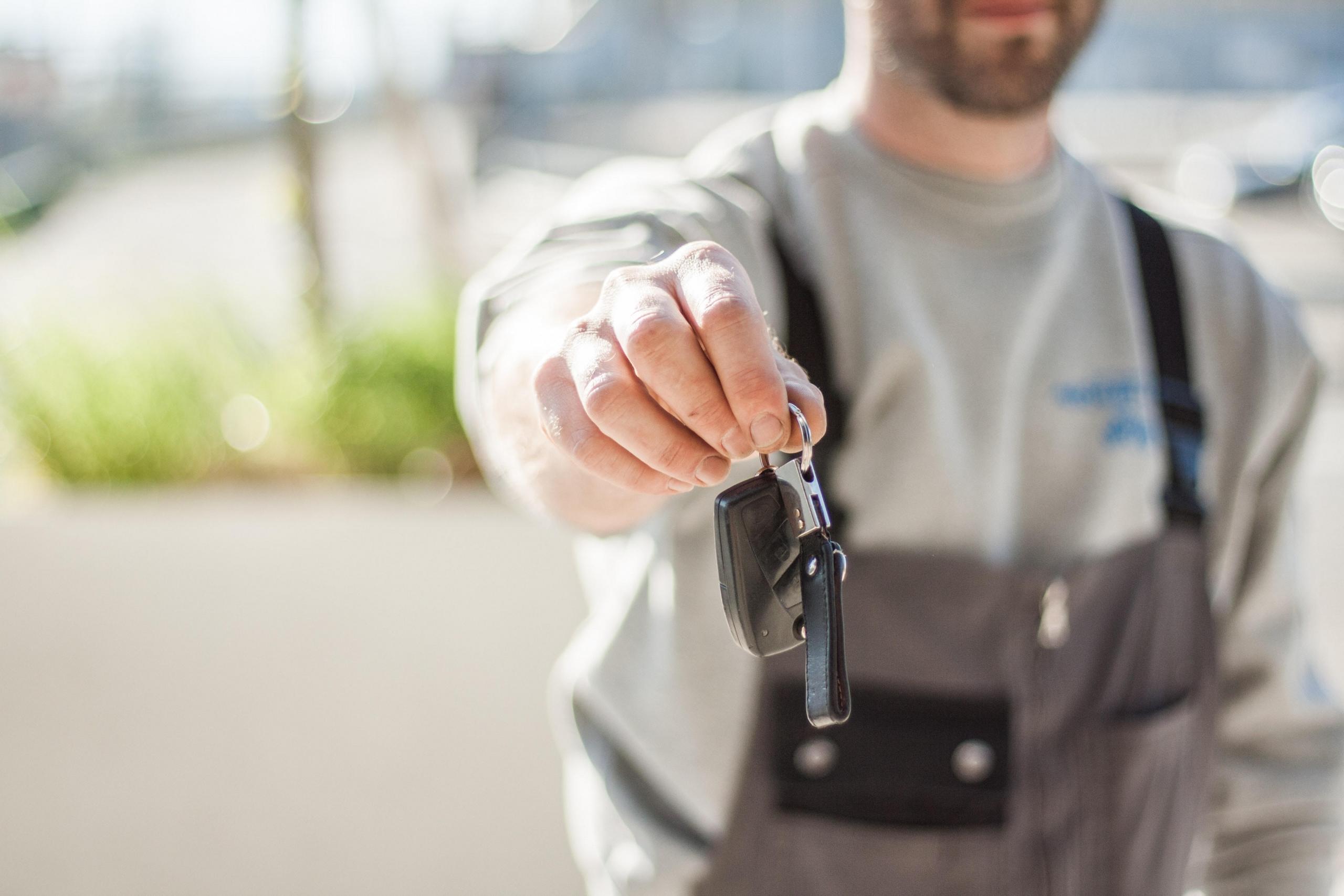 Quelle est la voiture la plus simple à conduire la première fois ?